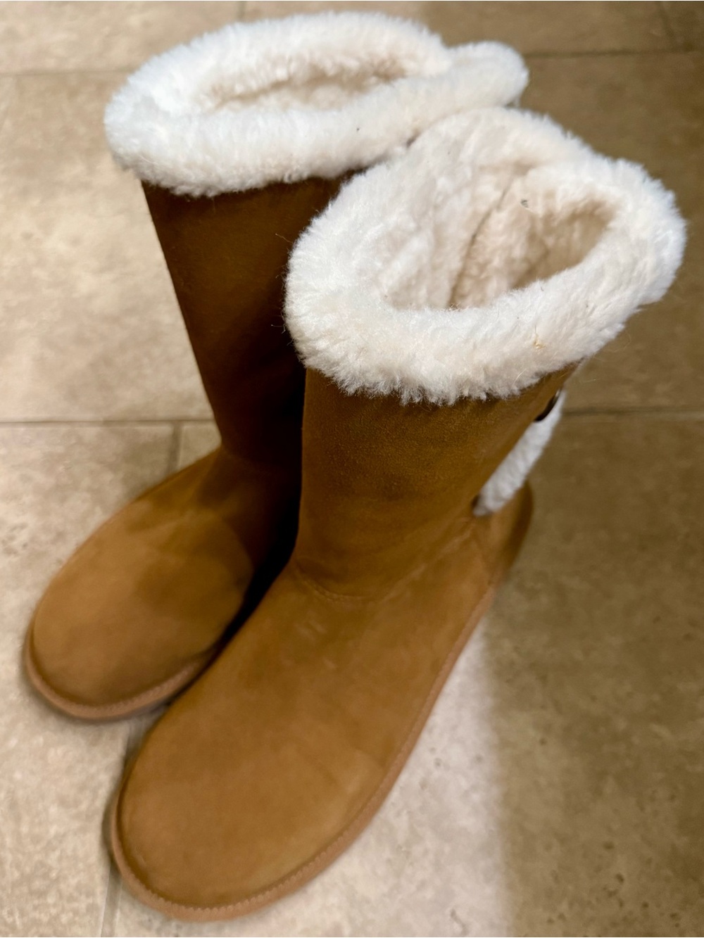 Koolaburra by Ugg NWT Chestnut Suede Mid-Calf Boots White Shearling Cuff, 11